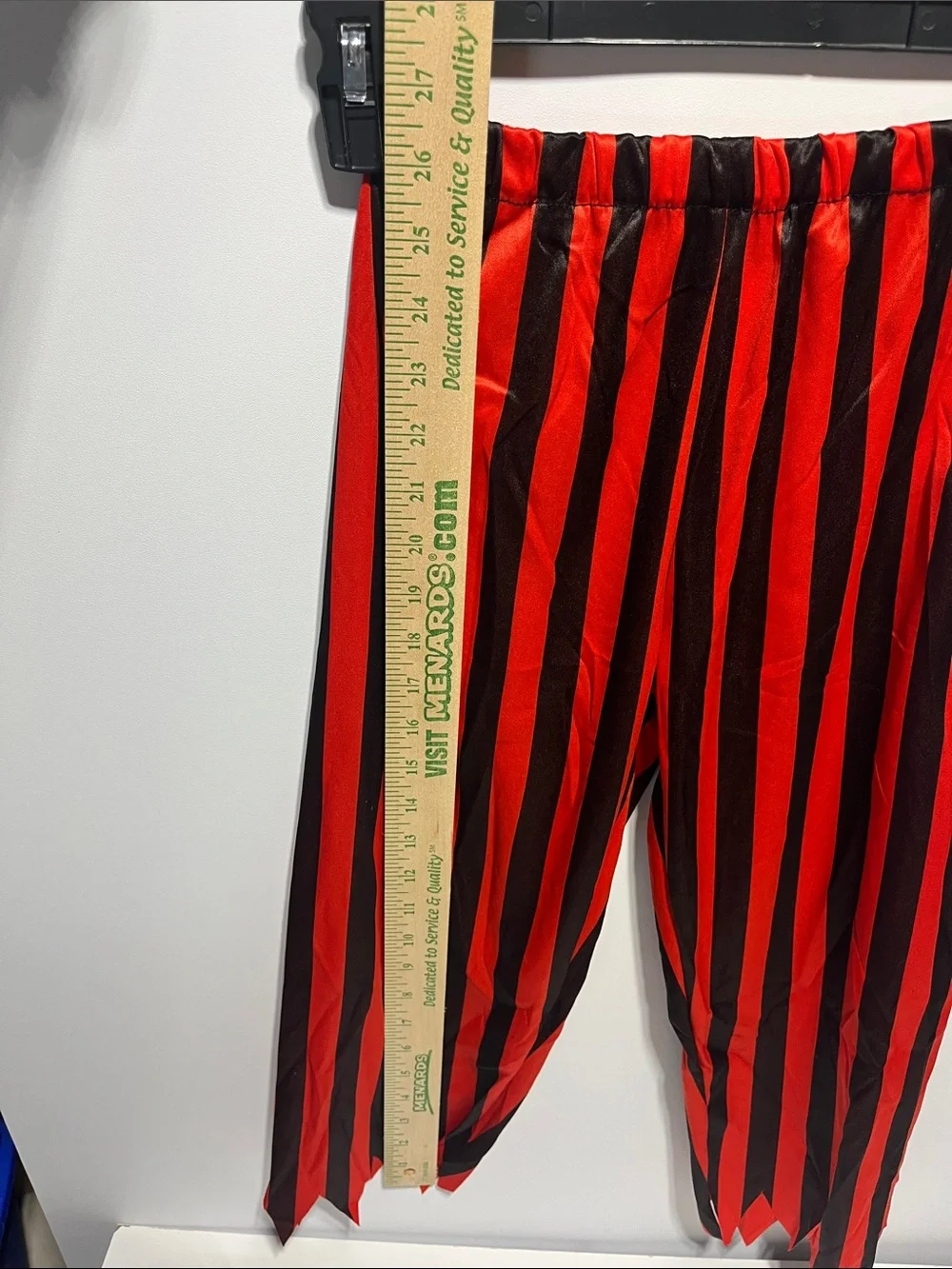 Kids Pirate Costume Boys Medium fits sizes 8-12 EUC Black and Red Outfit